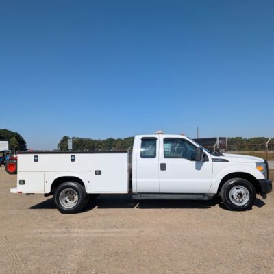 F-350 Ford Super Duty Service Truck lot# 6576